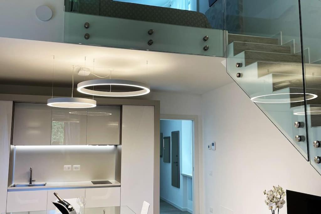 Queen Verona Luxury Apartment Buitenkant foto