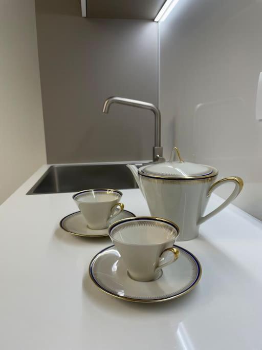 Queen Verona Luxury Apartment Buitenkant foto