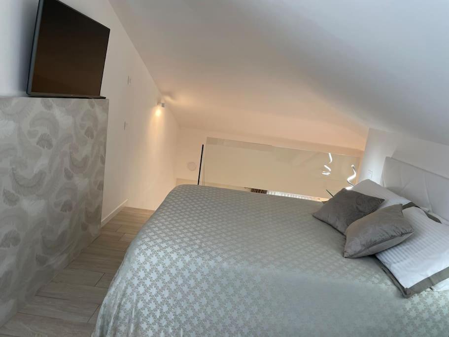 Queen Verona Luxury Apartment Buitenkant foto
