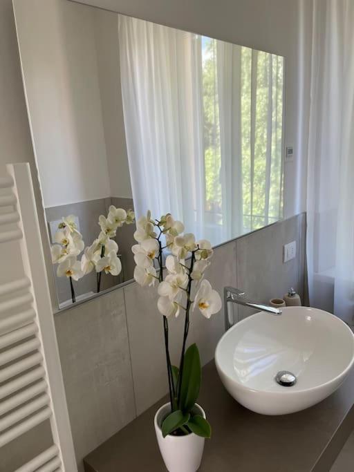 Queen Verona Luxury Apartment Buitenkant foto